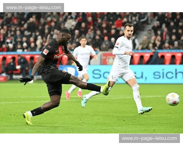 勒沃库森新援迅速融入 已成球队右路进攻爆点 勒沃库森新援迅速融入 已成球队右路进攻爆点